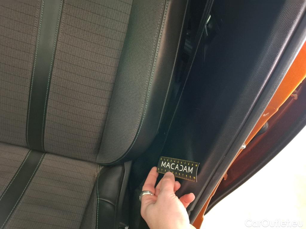  Peugeot  2008  Allure Business 1.2 PureTech 130CV BVA8 E6d #12