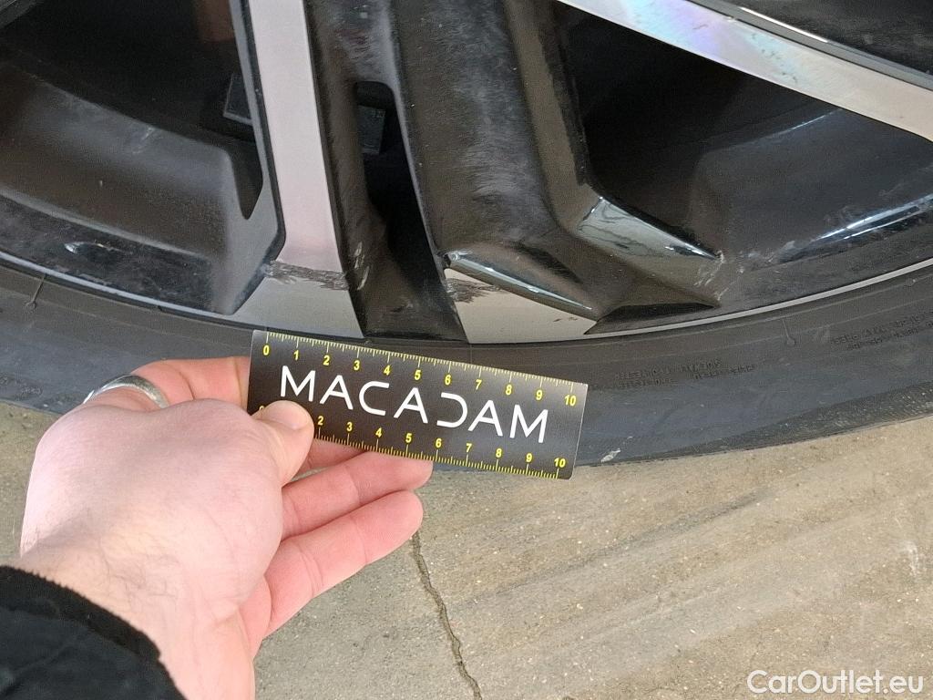  Peugeot  2008  Allure Business 1.2 PureTech 130CV BVA8 E6d #26