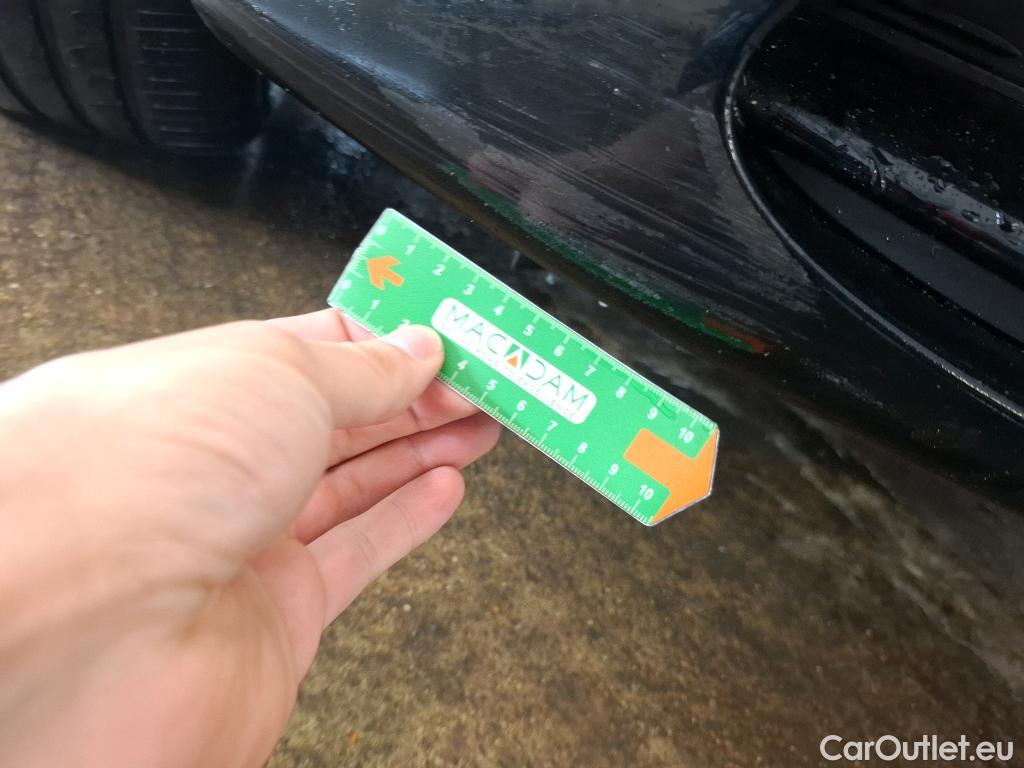  Mercedes  A-Klasse MERCEDES-BENZ Classe A Compact / 2018 / 5P / Berline A 180 d AMG Line 8G-DCT #6