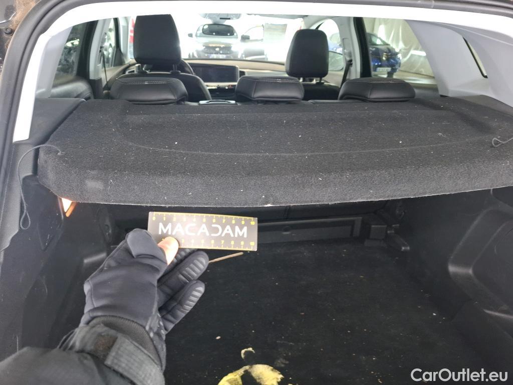  Opel   Grandland X Grandland X Elegance Business 1.5 130CV BVA8 E6d #3