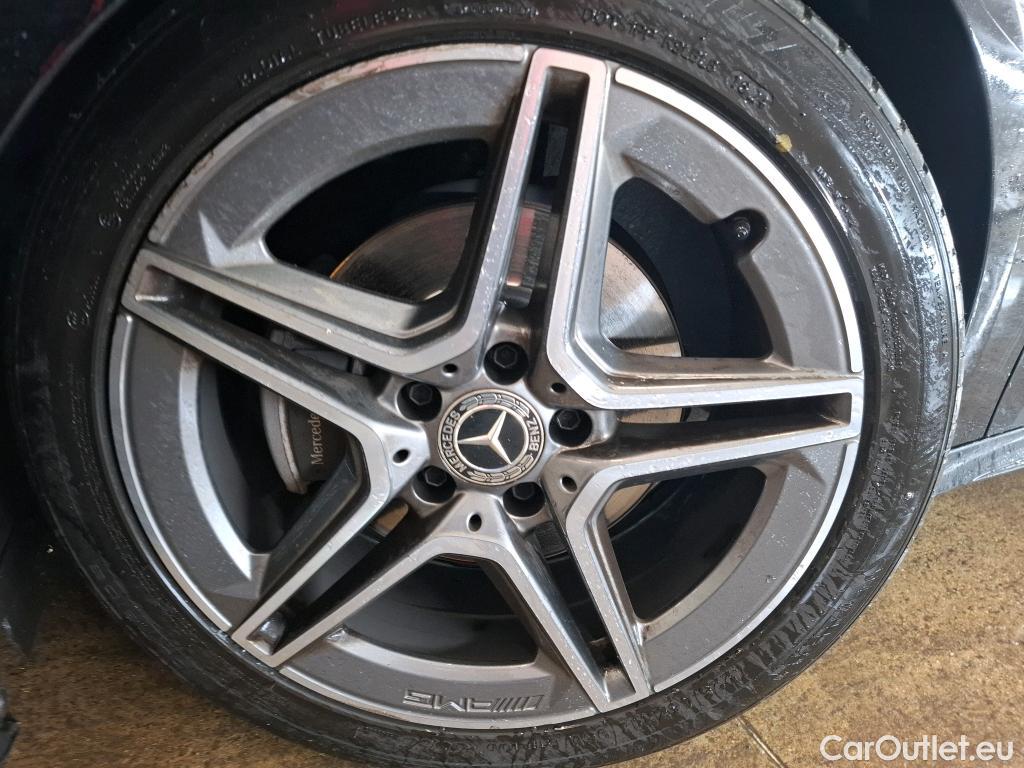  Mercedes  A-Klasse MERCEDES-BENZ Classe A Compact / 2018 / 5P / Berline A 180 d AMG Line 8G-DCT #8