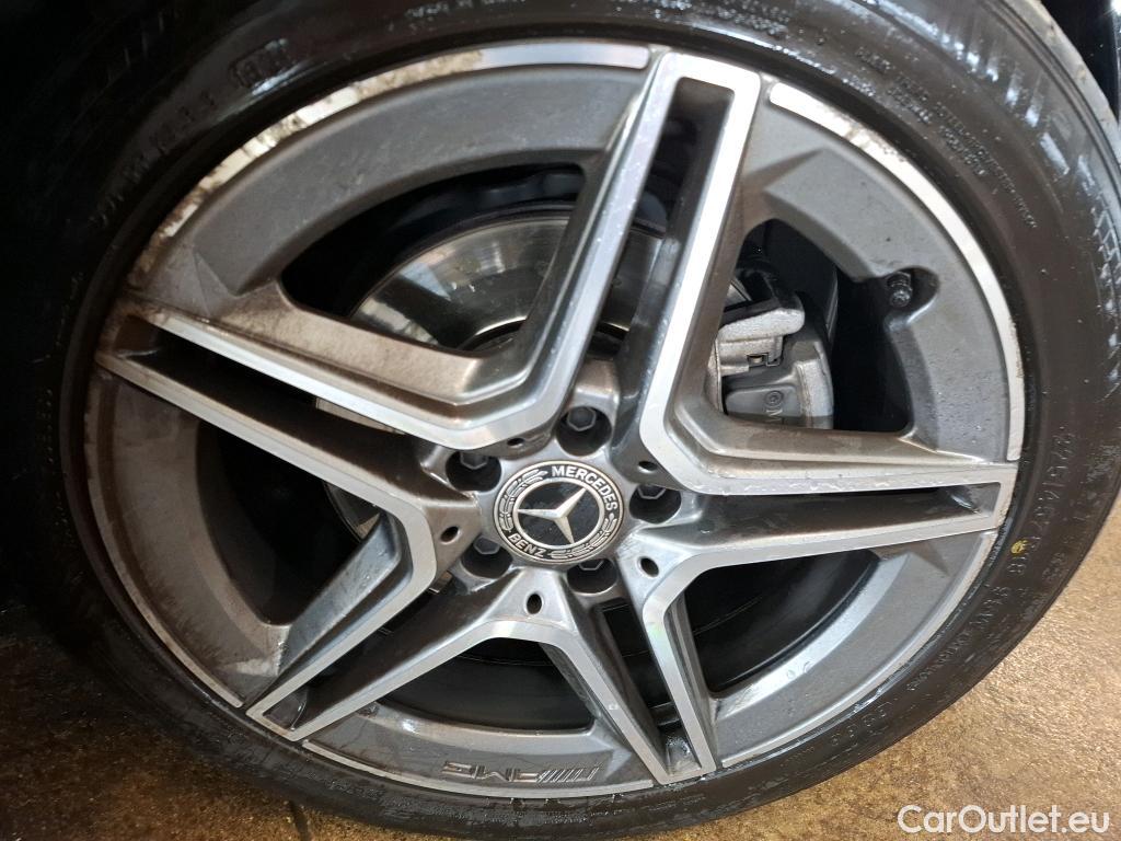  Mercedes  A-Klasse MERCEDES-BENZ Classe A Compact / 2018 / 5P / Berline A 180 d AMG Line 8G-DCT #20