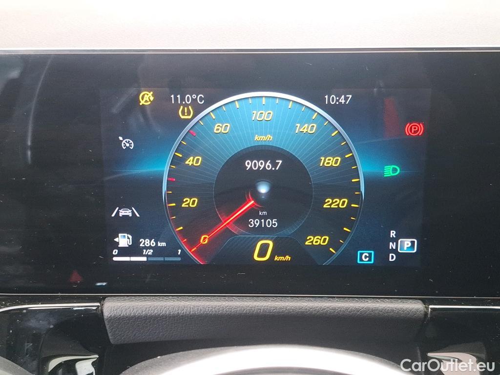  Mercedes  GLA MERCEDES-BENZ  / 2020 / 5P / SUV 2.0  200 D BUSINESS LINE DCT #71