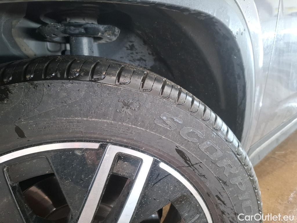  Mercedes  GLA MERCEDES-BENZ  / 2020 / 5P / SUV 2.0  200 D BUSINESS LINE DCT #59