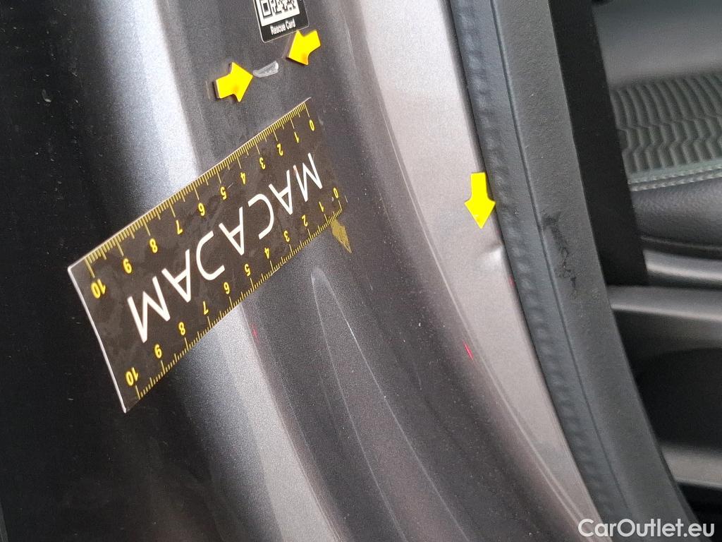  Mercedes  GLA MERCEDES-BENZ  / 2020 / 5P / SUV 2.0  200 D BUSINESS LINE DCT #37