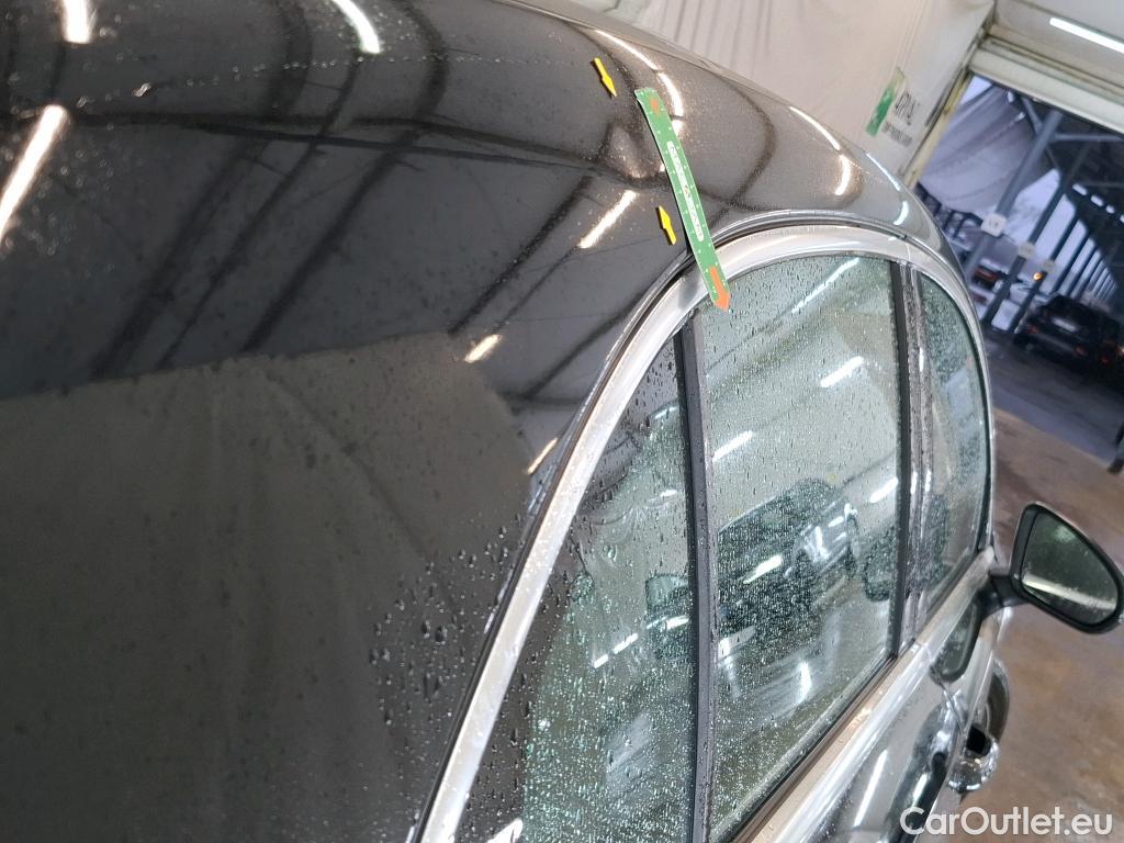  Mercedes  A-Klasse MERCEDES-BENZ Classe A Compact / 2018 / 5P / Berline A 180 d AMG Line 8G-DCT #4