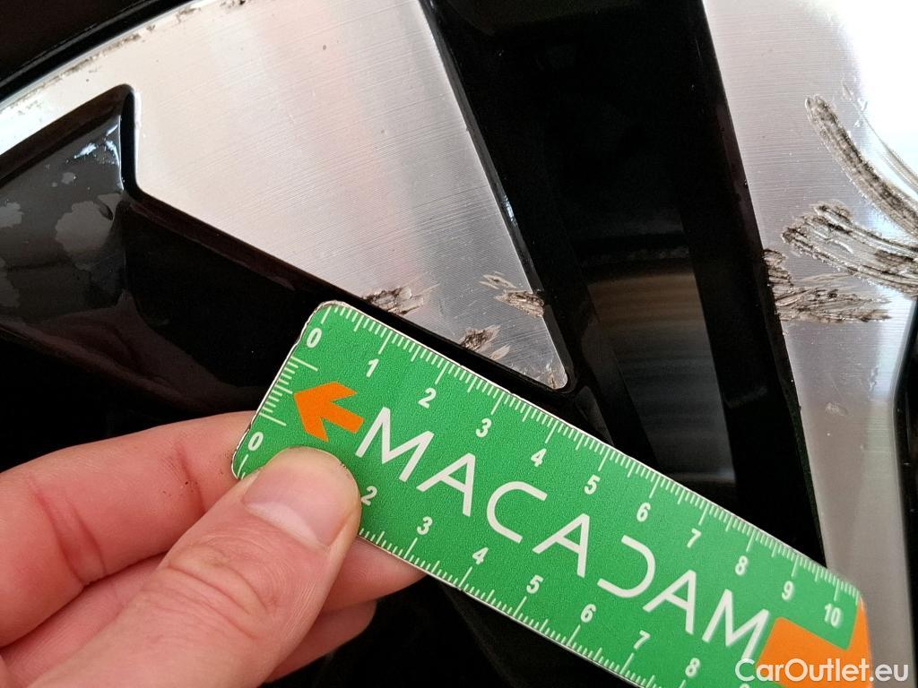  Peugeot  2008  Allure Pack 1.5 HDi 130CV BVA8 E6d #3