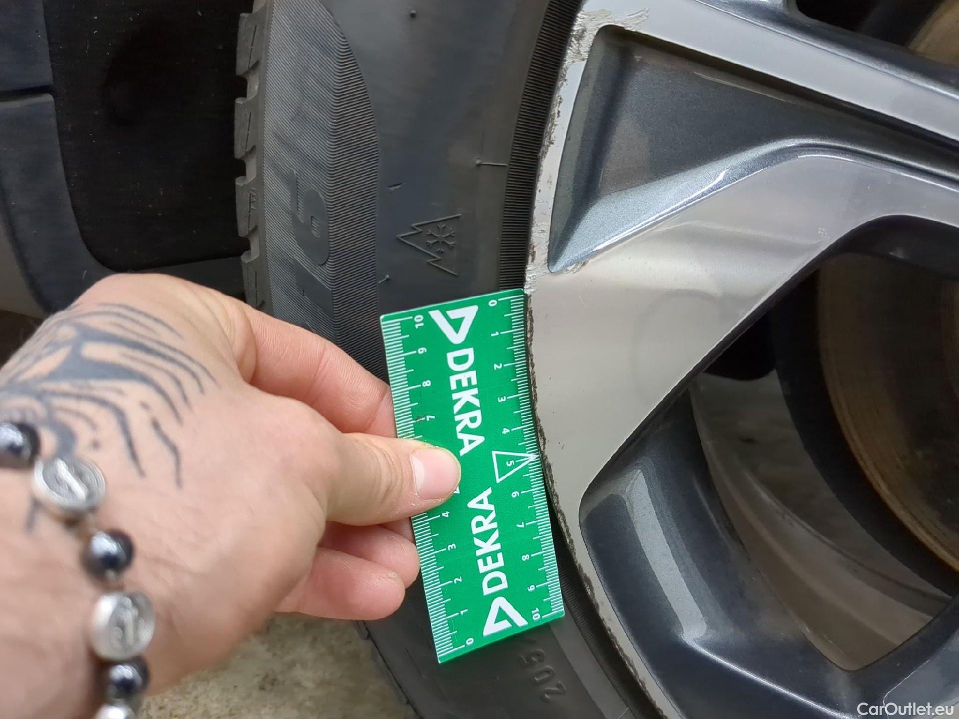  KIA  XCeed  Active 1.0 T-GDI 120CV BVM6 E6d #16