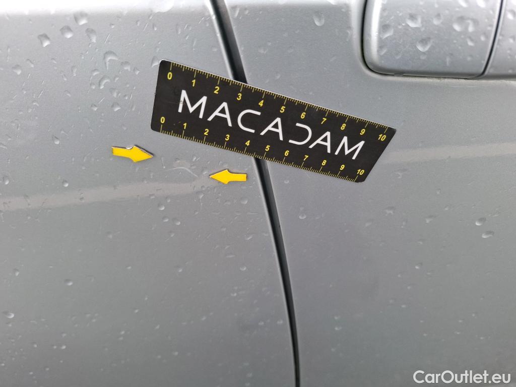  Nissan  Micra NISSAN  / 2016 / 5P / Berline IG-T 92 Business Edition #8