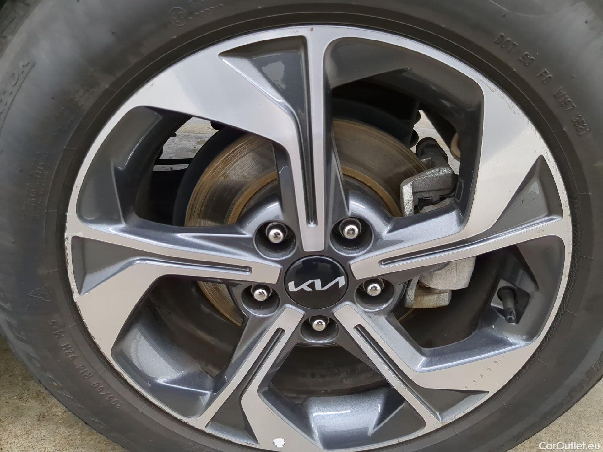  KIA  XCeed  Active 1.0 T-GDI 120CV BVM6 E6d #14