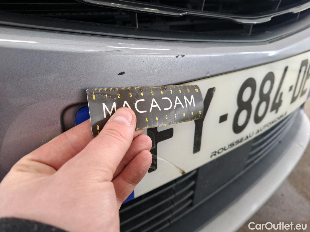  Opel   Grandland X Grandland X Elegance Business 1.5 130CV BVA8 E6d #12