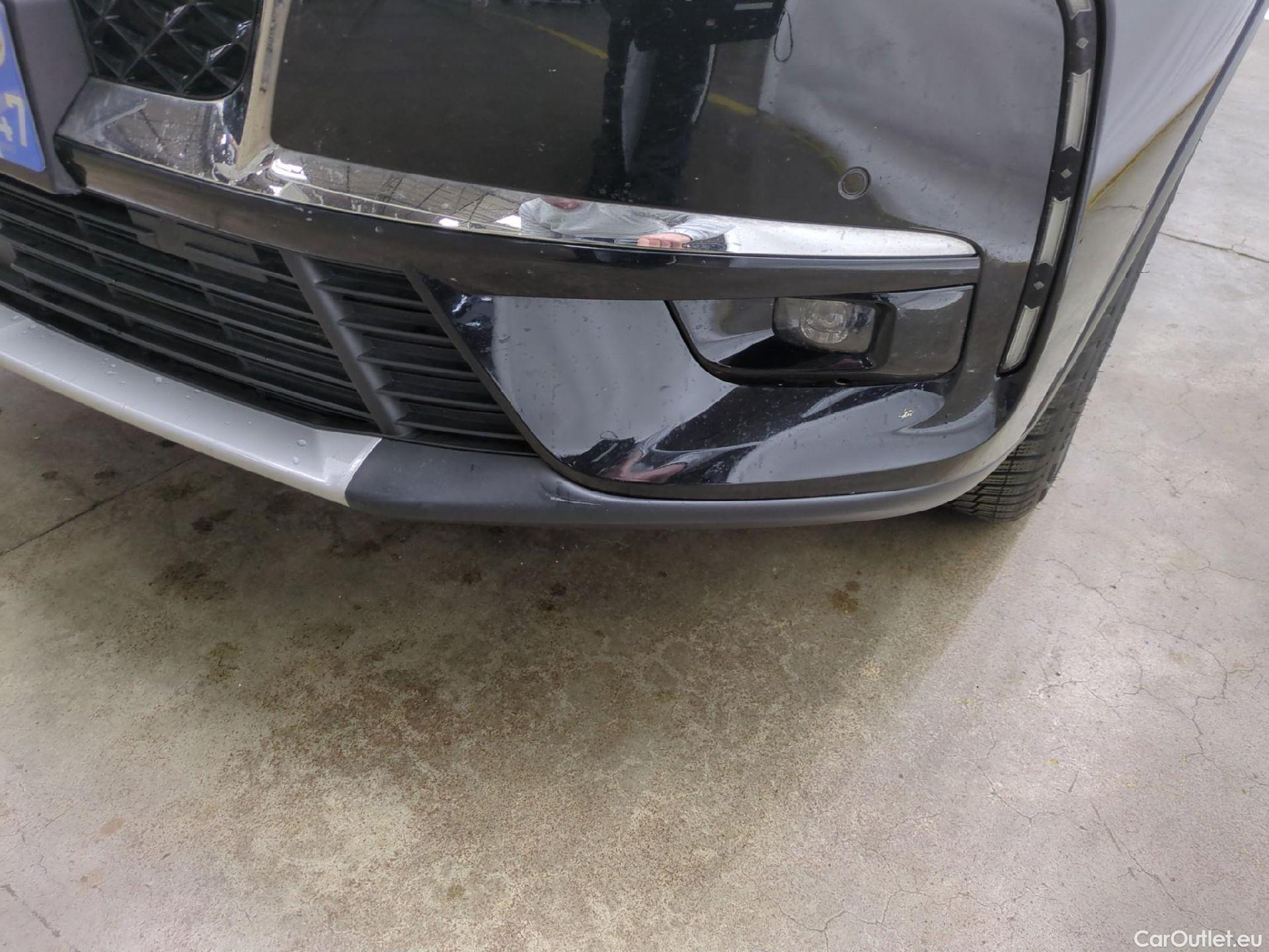  DS  DS7 DS DS 7 Crossback 5p SUV BlueHDi 130 Manuel Executive #42