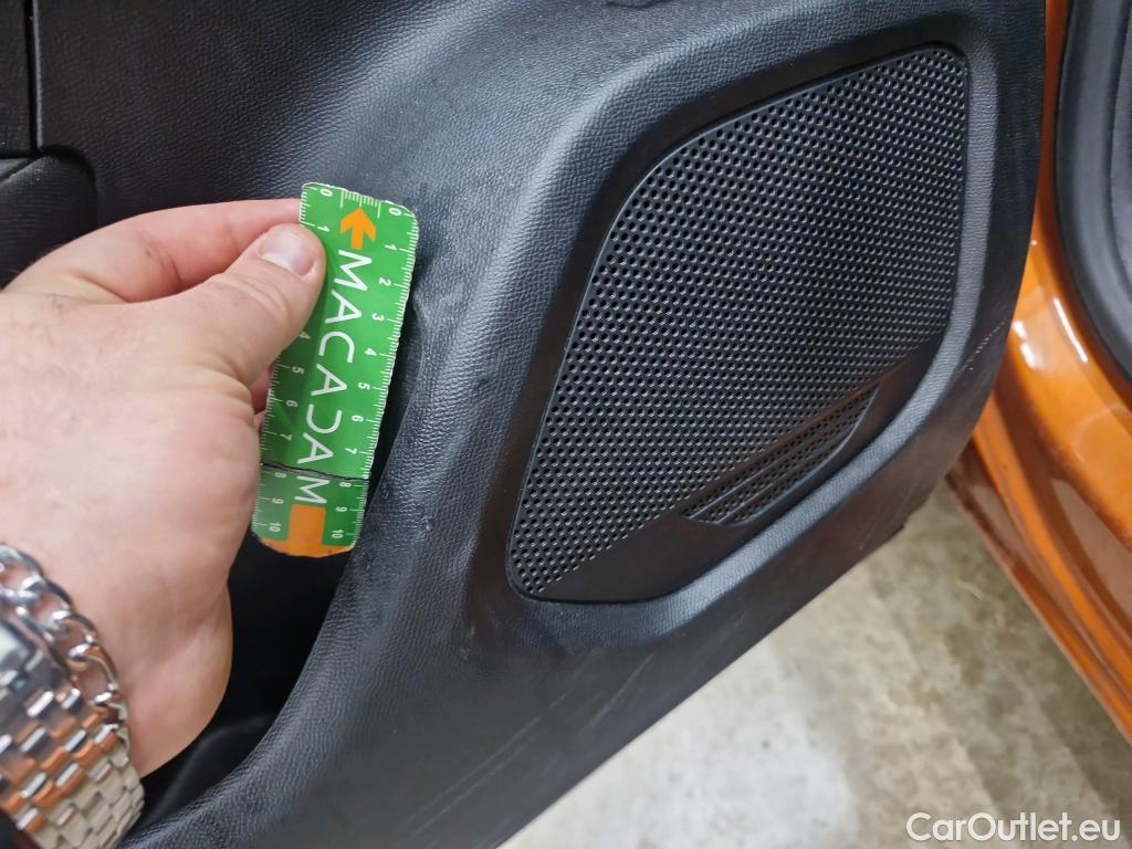  Peugeot  2008  Active Business 1.5 HDi 100CV BVM6 E6d #27