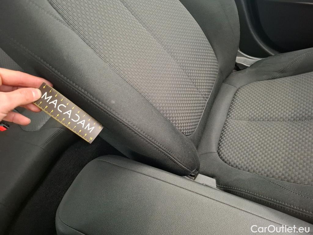  Bmw  Serie 1 BMW Série 1 / 2019 / 5P / Berline 116i DKG7 Business Design #22