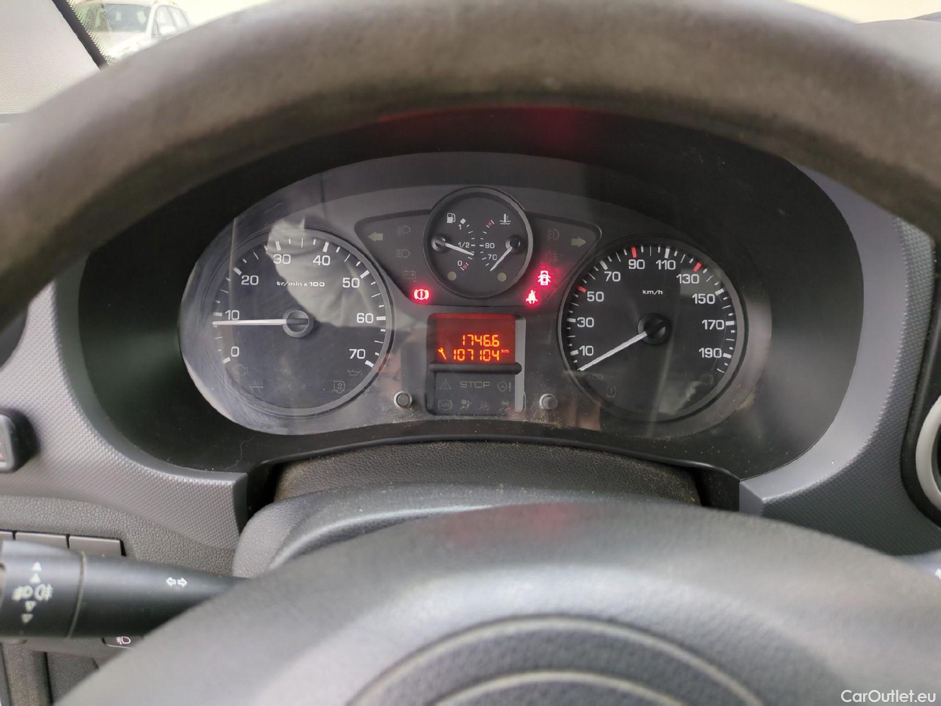  Citroen  Berlingo  Fourgon Club L1 (Court) 1.6 BlueHDi 100CV BVM5 E6 #11