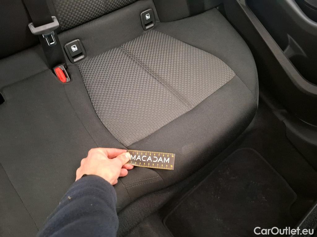  Bmw  Serie 1 BMW Série 1 / 2019 / 5P / Berline 116i DKG7 Business Design #23