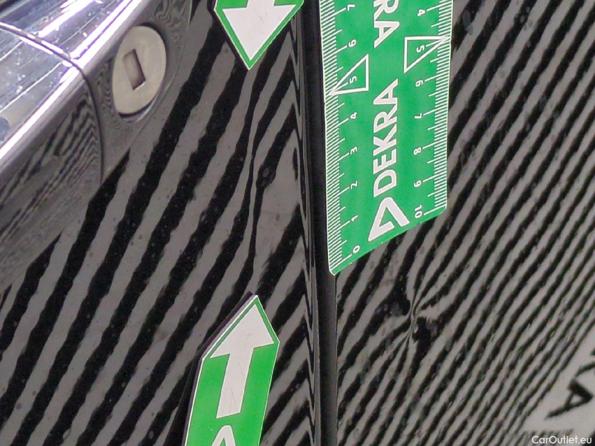  DS  DS7 DS DS 7 Crossback 5p SUV BlueHDi 130 Manuel Executive #45