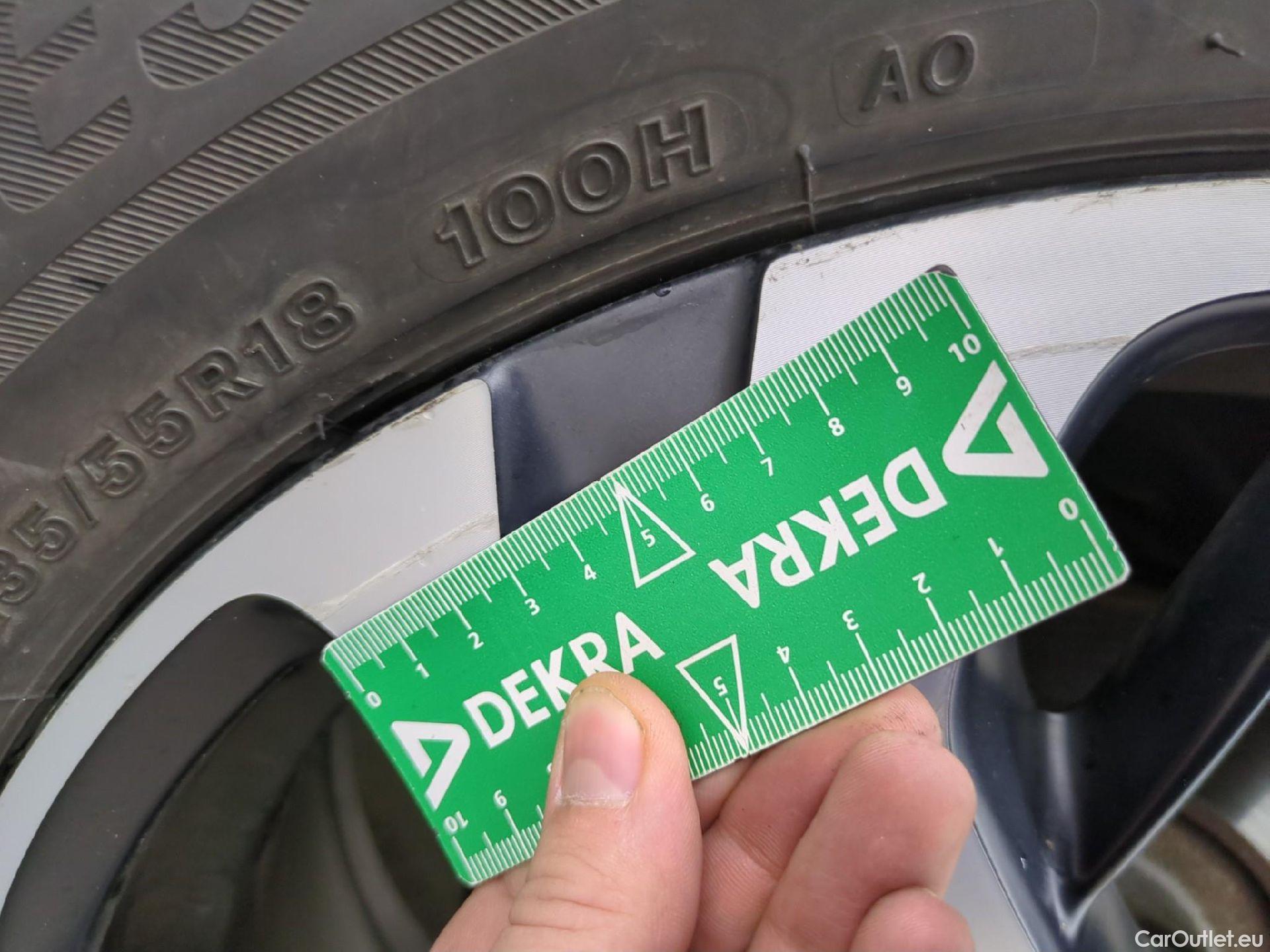  DS  DS7 DS DS 7 Crossback 5p SUV BlueHDi 130 Manuel Executive #15