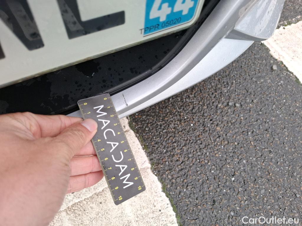  Nissan  Micra NISSAN  / 2016 / 5P / Berline IG-T 92 Business Edition #19