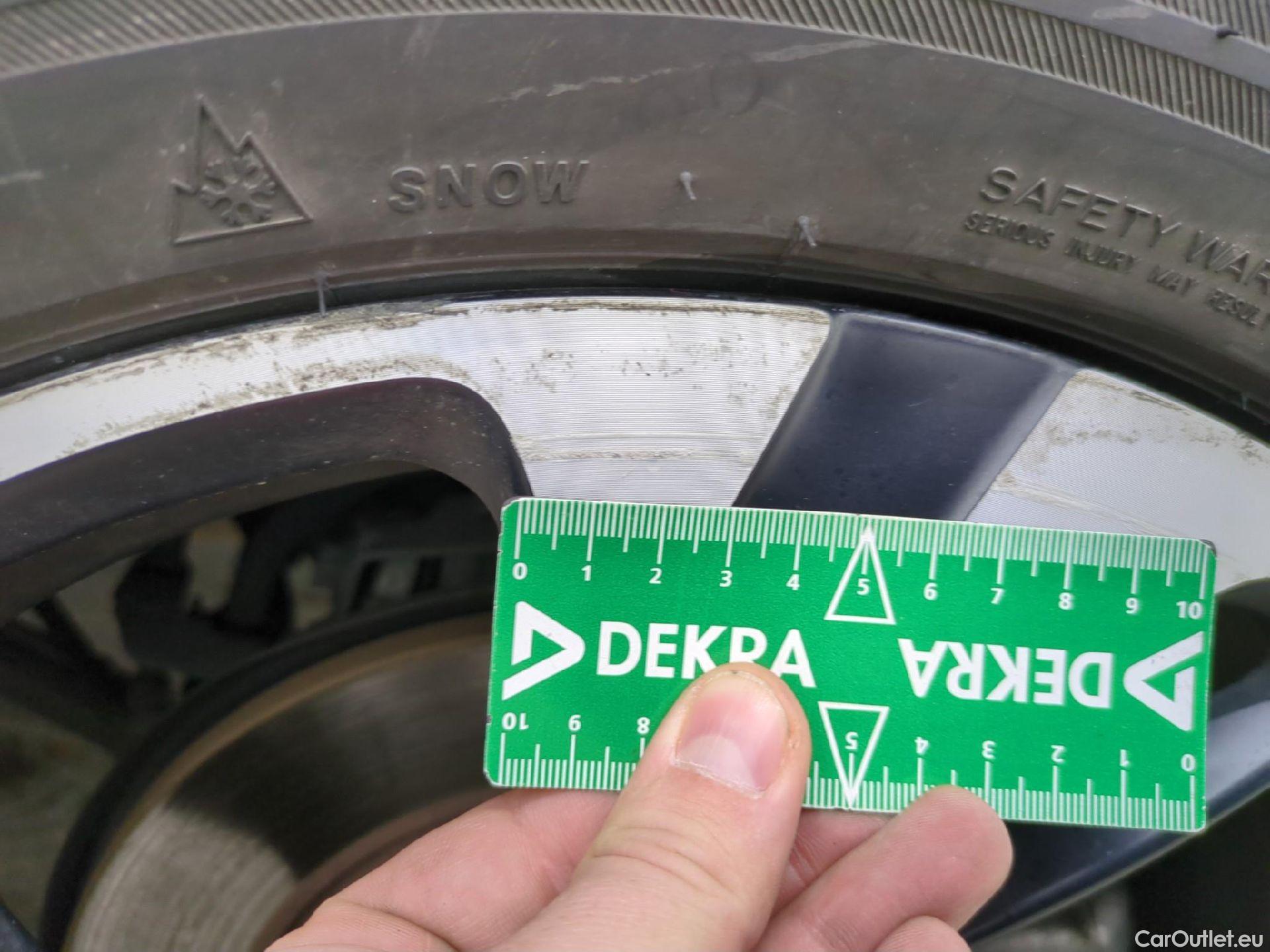  DS  DS7 DS DS 7 Crossback 5p SUV BlueHDi 130 Manuel Executive #12