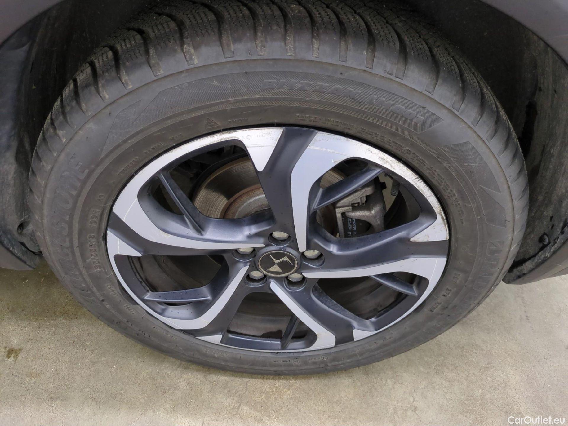  DS  DS7 DS DS 7 Crossback 5p SUV BlueHDi 130 Manuel Executive #7