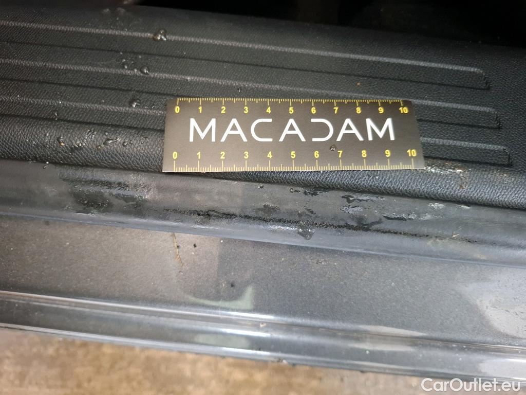  Citroen  C4  Berline Shine Pack 1.2 PureTech 130CV BVA8 E6d #2