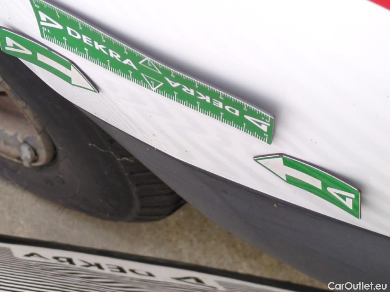  Citroen  Berlingo  Fourgon Club L1 (Court) 1.6 BlueHDi 100CV BVM5 E6 #51