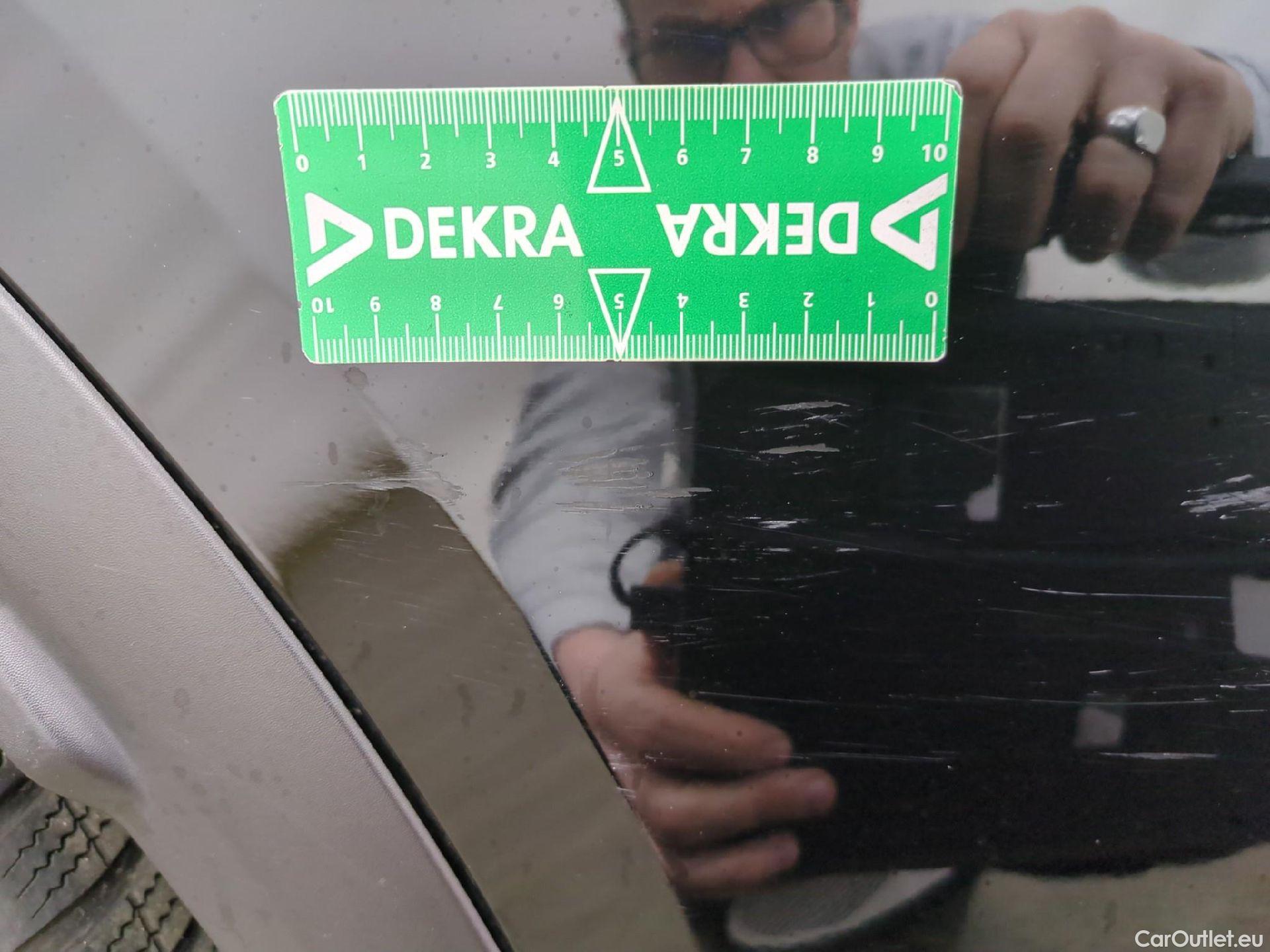  DS  DS7 DS DS 7 Crossback 5p SUV BlueHDi 130 Manuel Executive #49