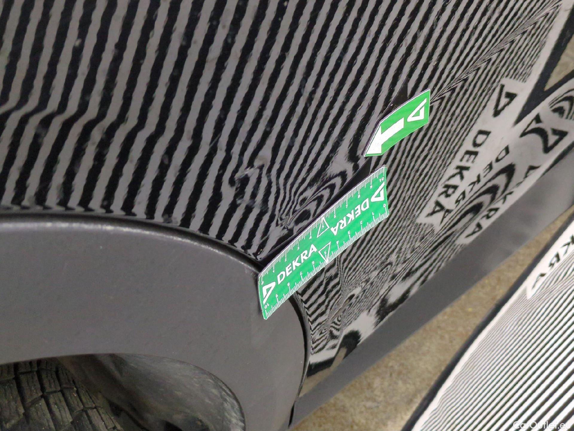  DS  DS7 DS DS 7 Crossback 5p SUV BlueHDi 130 Manuel Executive #29