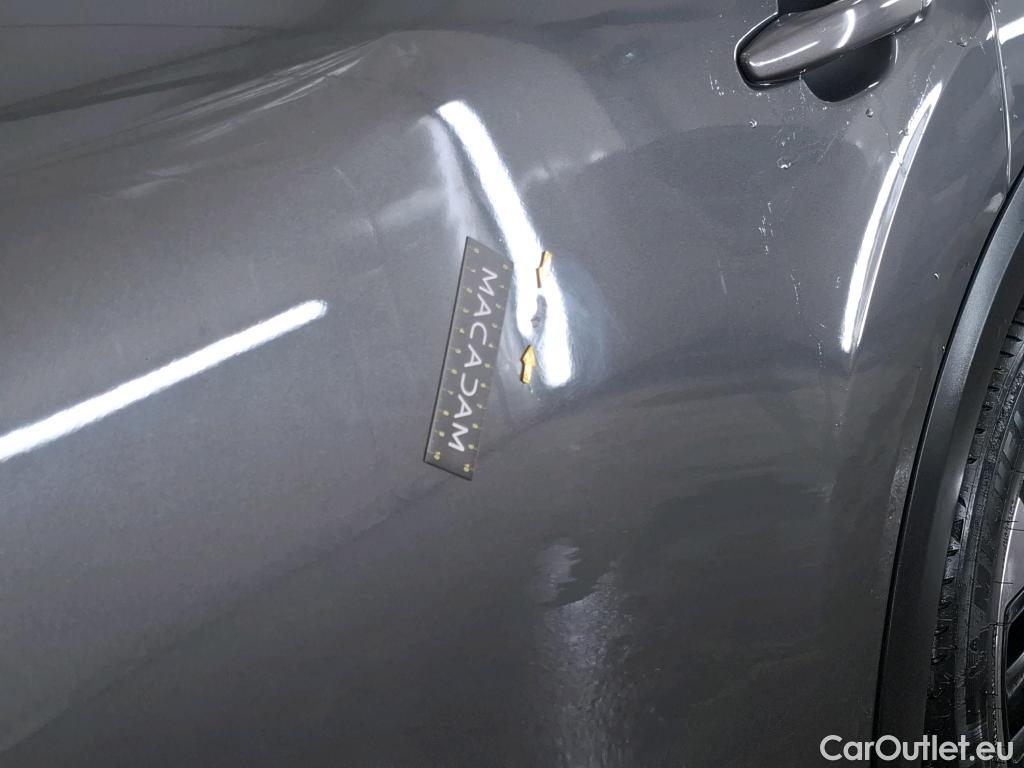  Citroen  C4  Berline Shine Pack 1.2 PureTech 130CV BVA8 E6d #9