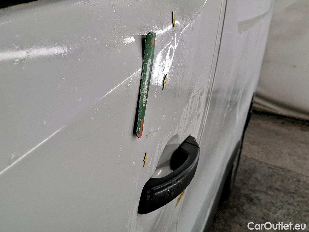  Fiat  Talento FIAT   2016  4P  Fourgon tôlé FT 13 LH1  16 Mtjet 95 Pack Pro Nav #44