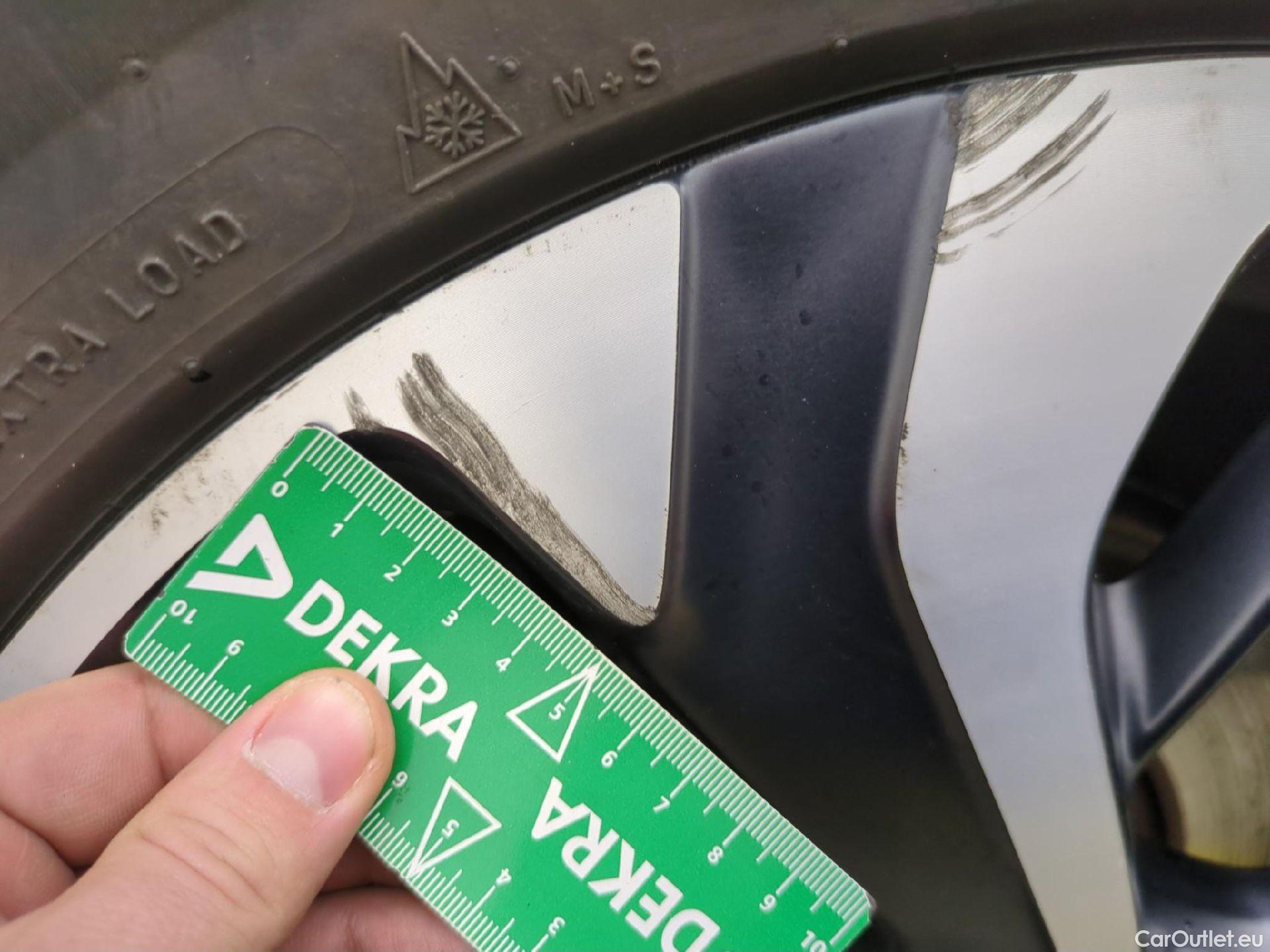  DS  DS7 DS DS 7 Crossback 5p SUV BlueHDi 130 Manuel Executive #26