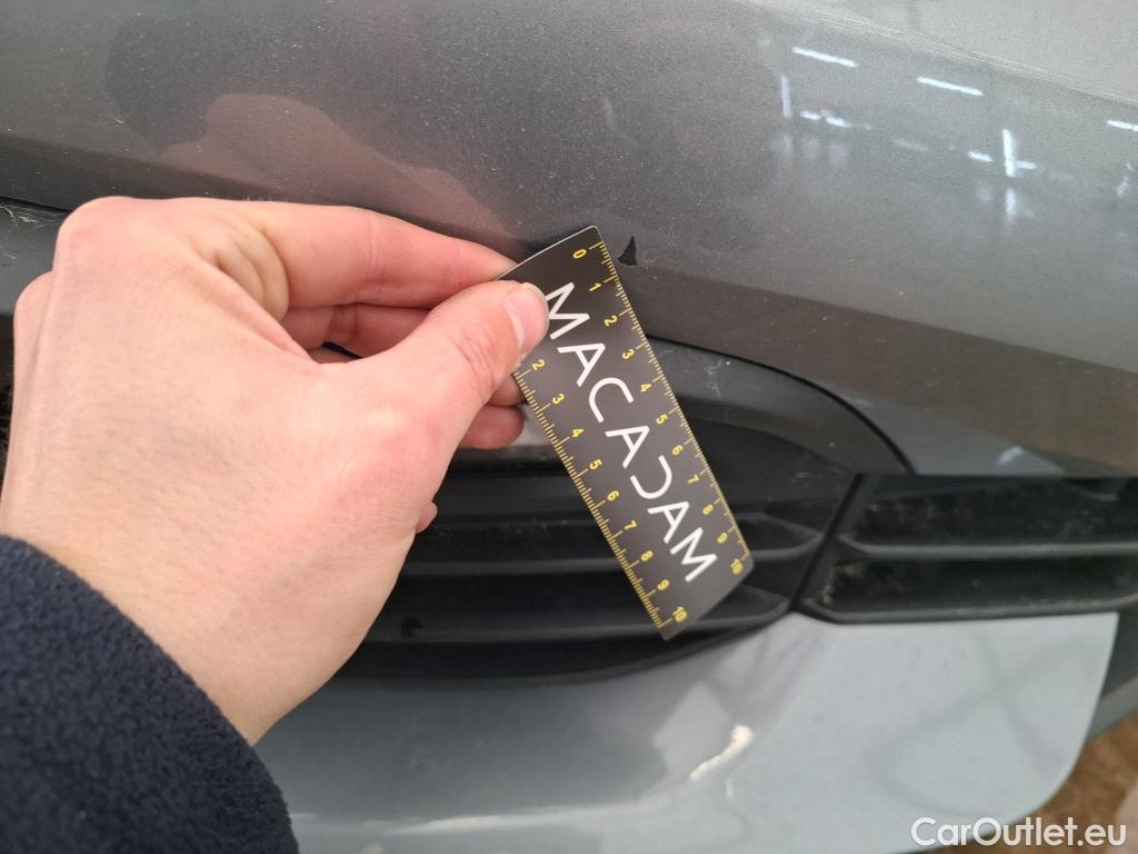  Bmw  Serie 1 BMW Série 1 / 2019 / 5P / Berline 116i DKG7 Business Design #26