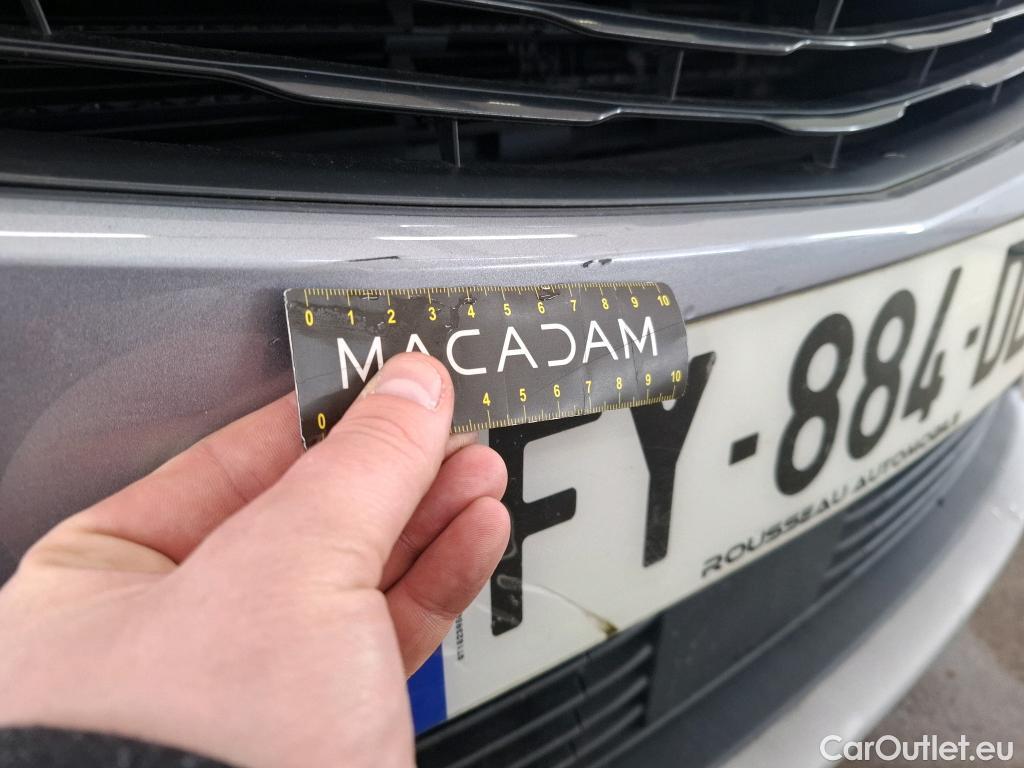  Opel   Grandland X Grandland X Elegance Business 1.5 130CV BVA8 E6d #11