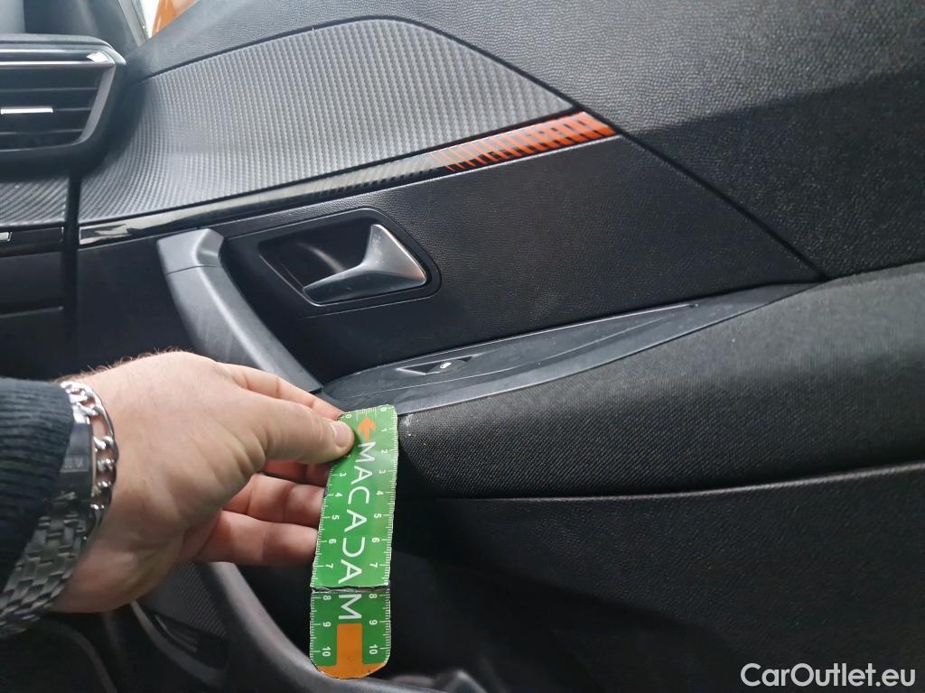  Peugeot  2008  Active Business 1.5 HDi 100CV BVM6 E6d #24