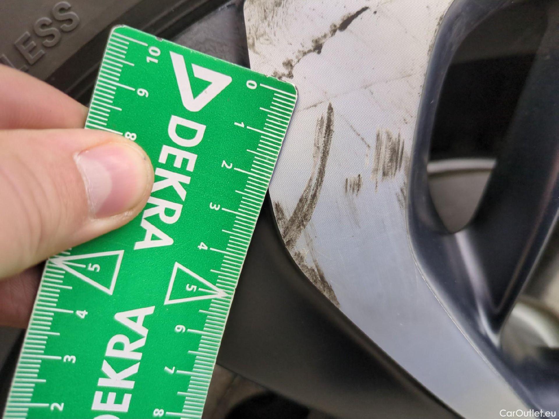  DS  DS7 DS DS 7 Crossback 5p SUV BlueHDi 130 Manuel Executive #9