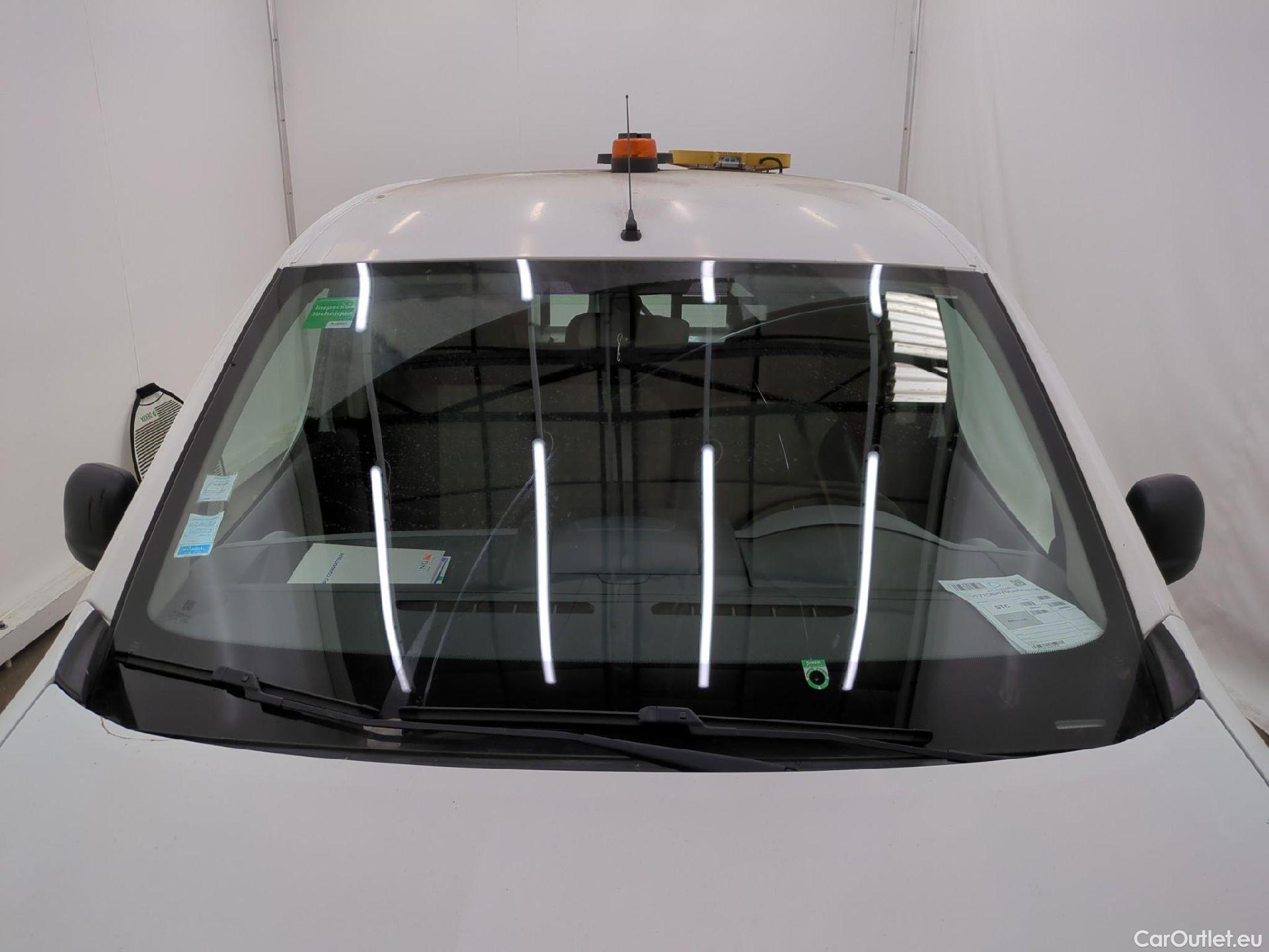  Citroen  Berlingo  Fourgon Club L1 (Court) 1.6 BlueHDi 100CV BVM5 E6 #12