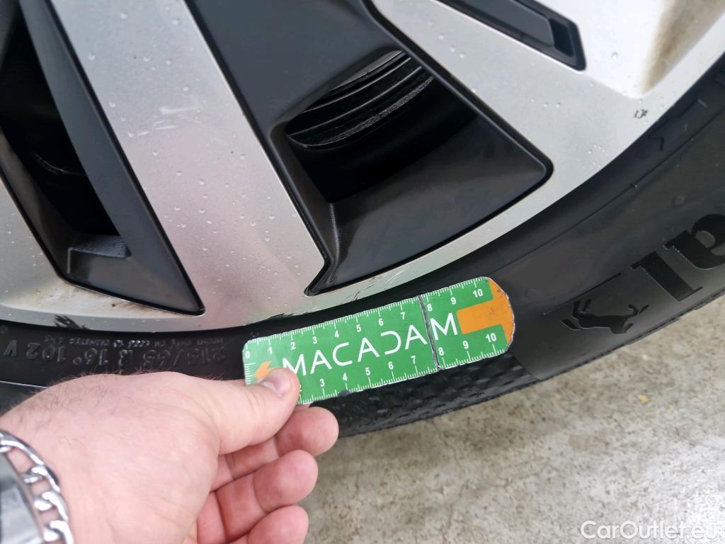  Peugeot  2008  Active Business 1.5 HDi 100CV BVM6 E6d #17