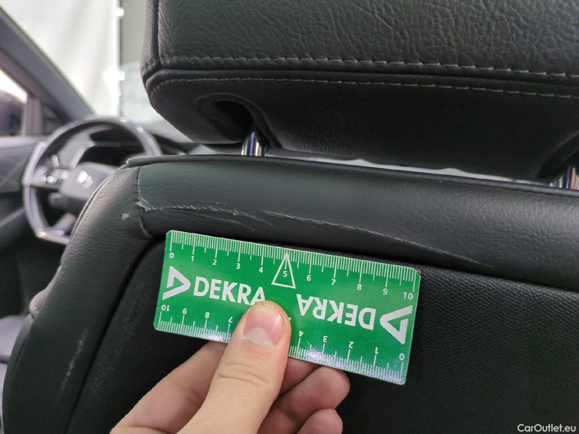  DS  DS7 DS DS 7 Crossback 5p SUV BlueHDi 130 Manuel Executive #34