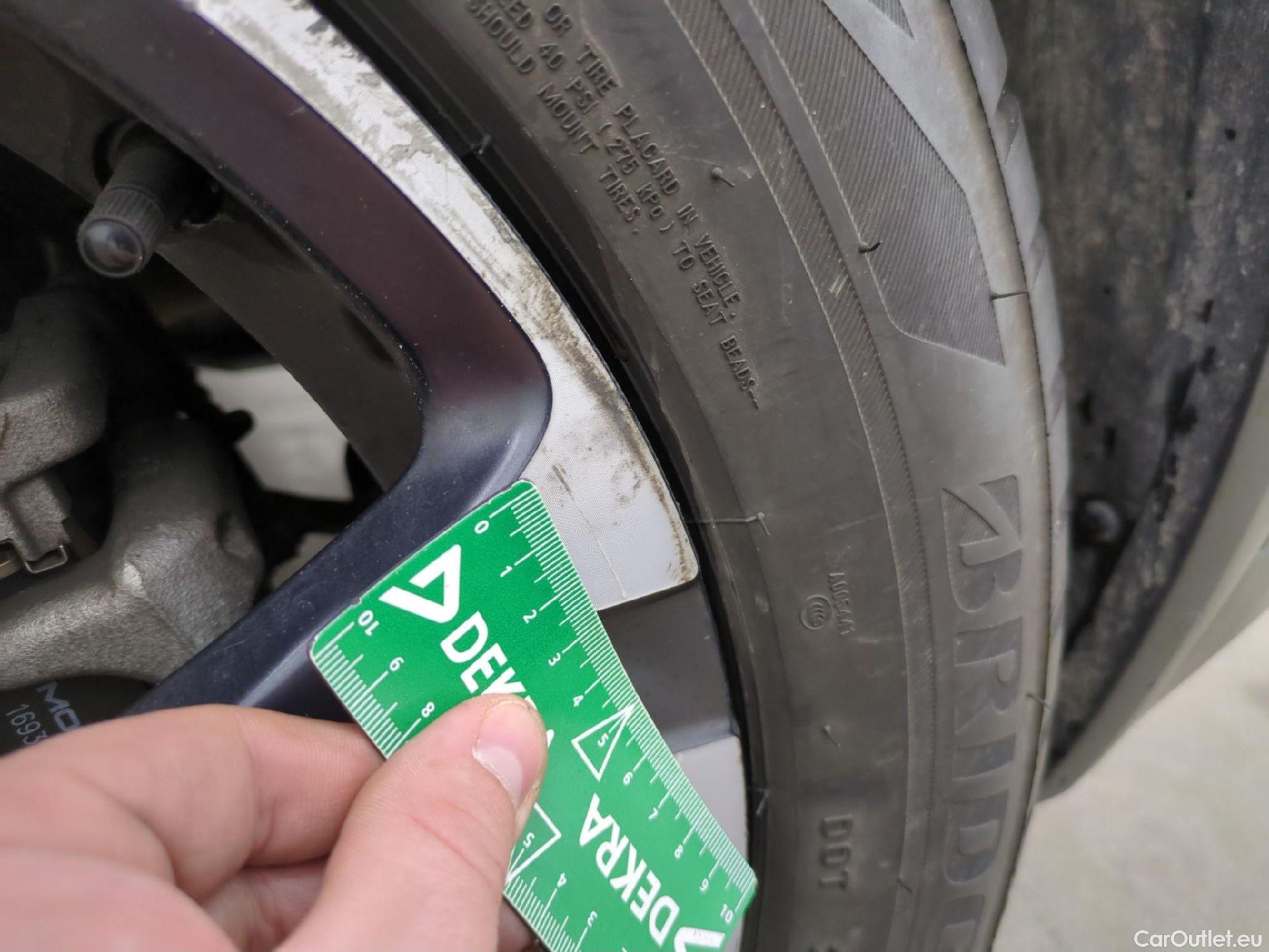  DS  DS7 DS DS 7 Crossback 5p SUV BlueHDi 130 Manuel Executive #22