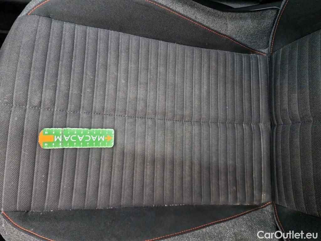  Peugeot  2008  Active Business 1.5 HDi 100CV BVM6 E6d #23