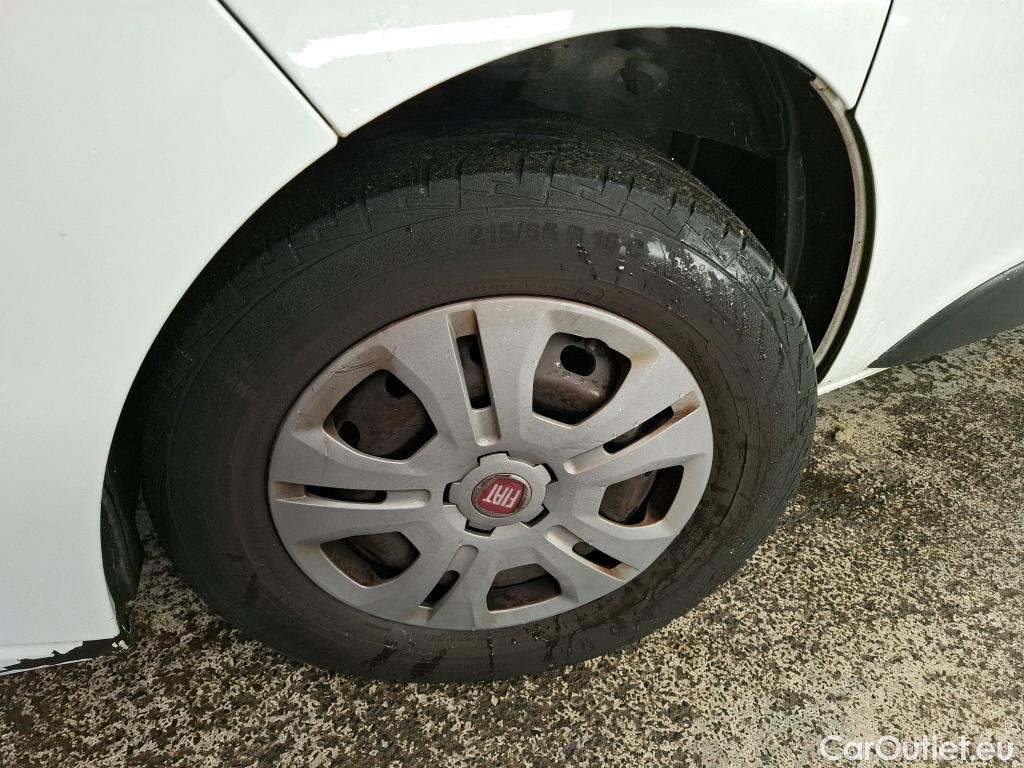  Fiat  Talento FIAT   2016  4P  Fourgon tôlé FT 13 LH1  16 Mtjet 95 Pack Pro Nav #39