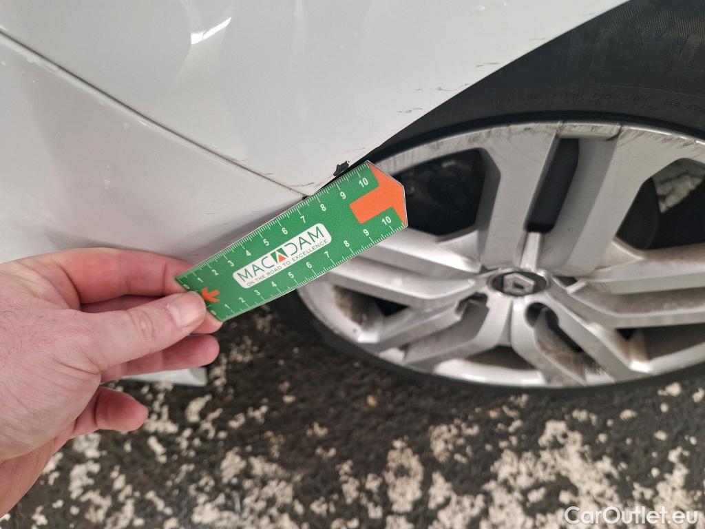  Renault  Clio  IV Business 1.5 dCi 90CV BVM5 E6 #28