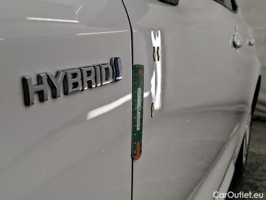  Toyota  Corolla TOYOTA  / 2018 / 5P / Berline Hybride 122h Dynamic Business Stage Acad #2