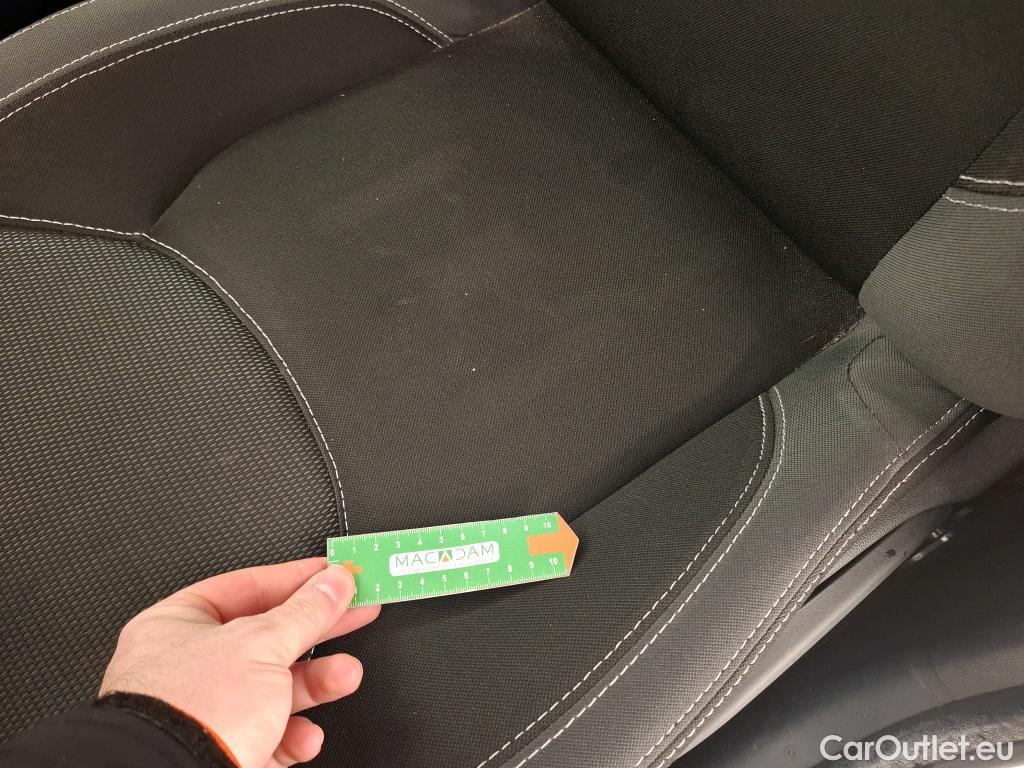  Renault  Clio  IV Business 1.5 dCi 90CV BVM5 E6 #17