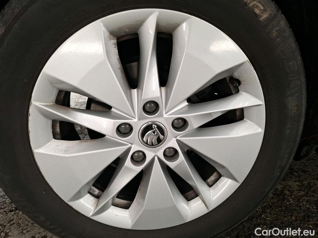  Skoda  Octavia  Break Business 2.0 TDI 150CV BVA7 E6d #8