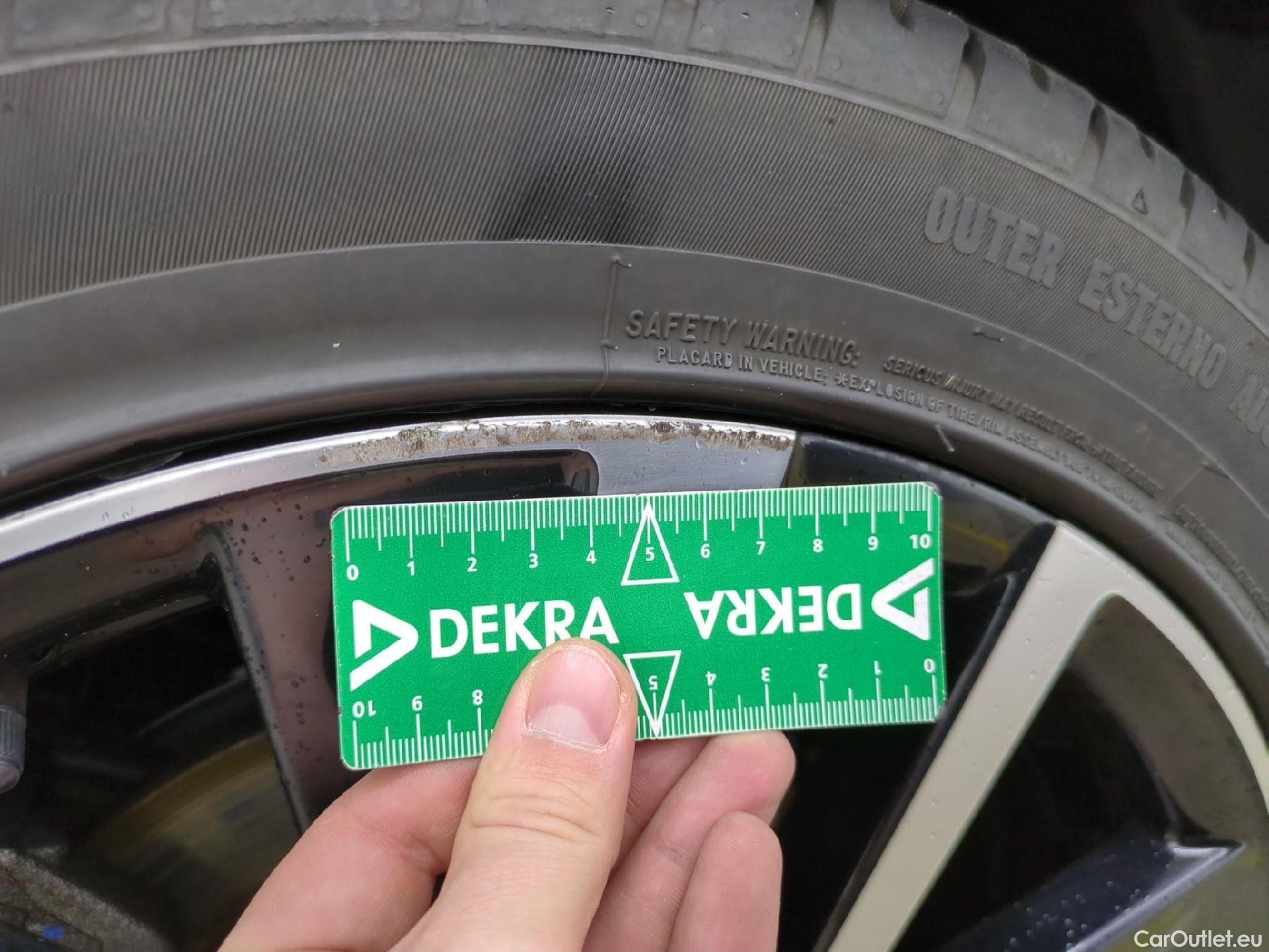  Peugeot  508 PEUGEOT  SW / 2018 / 5P / Break HYBRID 225 E-EAT8 GT #36