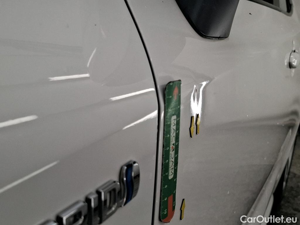  Toyota  Corolla TOYOTA  / 2018 / 5P / Berline Hybride 122h Dynamic Business Stage Acad #3