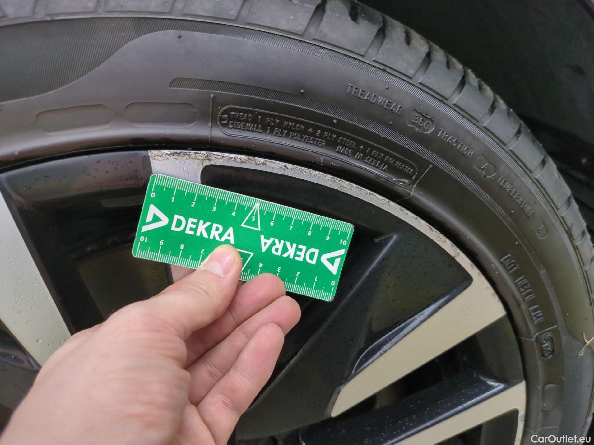  Peugeot  508 PEUGEOT  SW / 2018 / 5P / Break HYBRID 225 E-EAT8 GT #11