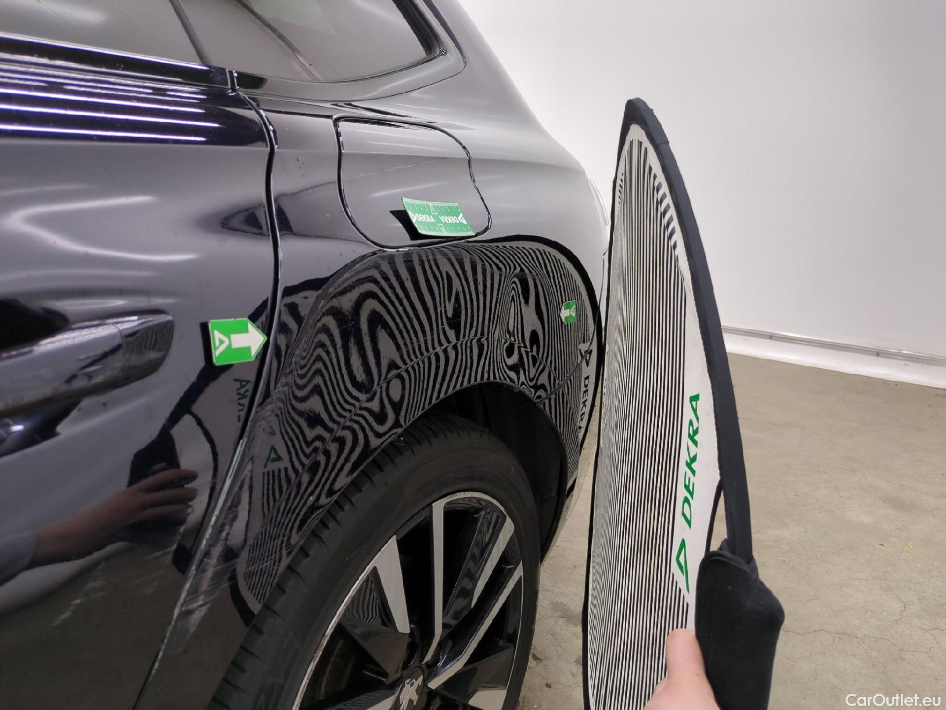  Peugeot  508 PEUGEOT  SW / 2018 / 5P / Break HYBRID 225 E-EAT8 GT #66